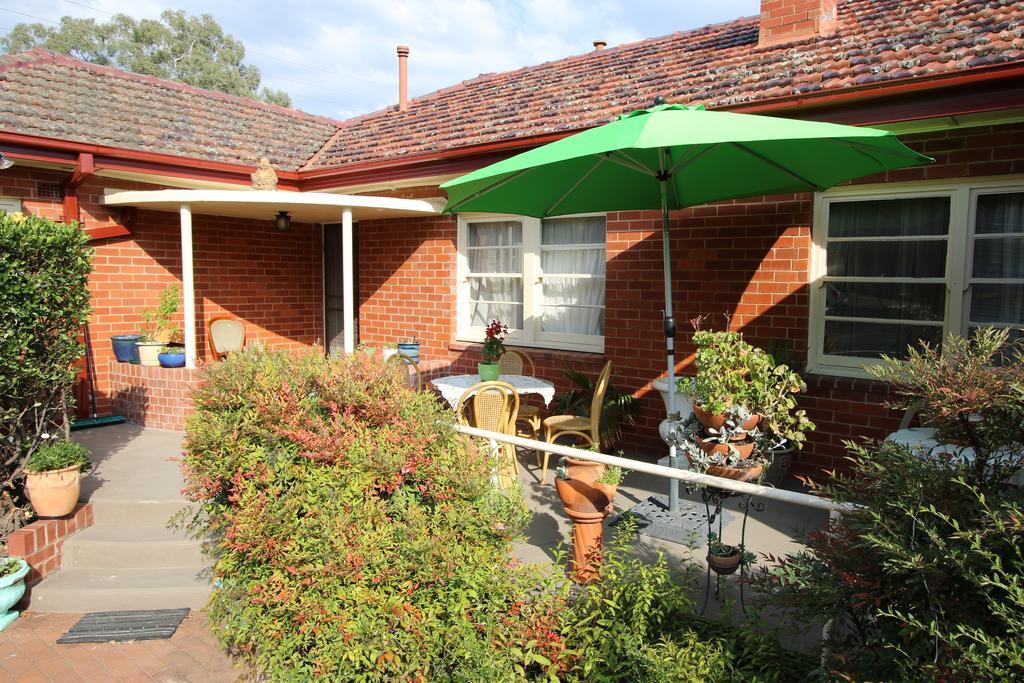 The Evergreen Bed And Breakfast Canberra Exteriér fotografie